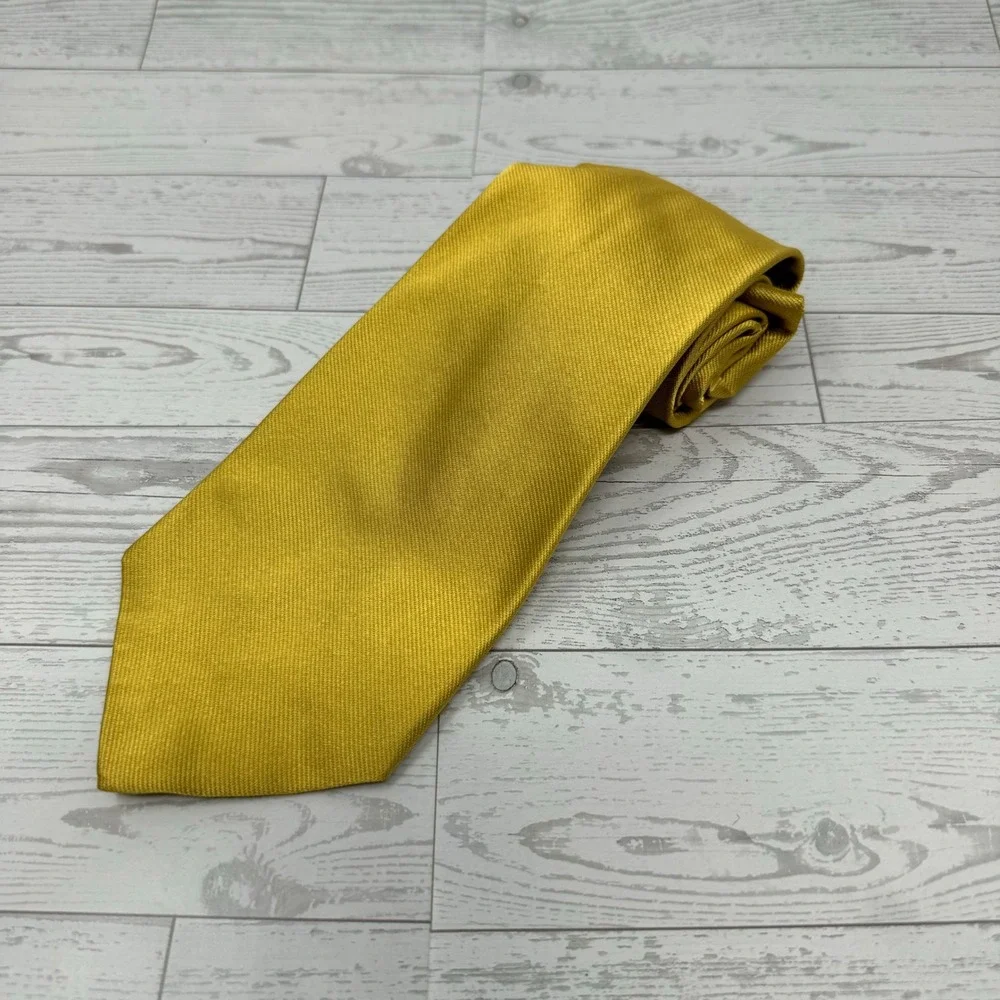 Brooks Brothers Makers All Silk Necktie Mustard‎ Yellow Hand Made USA Imported